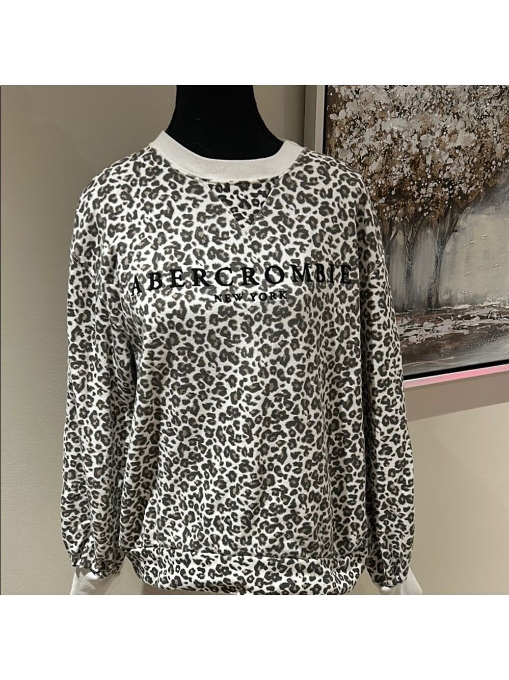 Abercrombie & Fitch Leopard Print Sweater - Grey